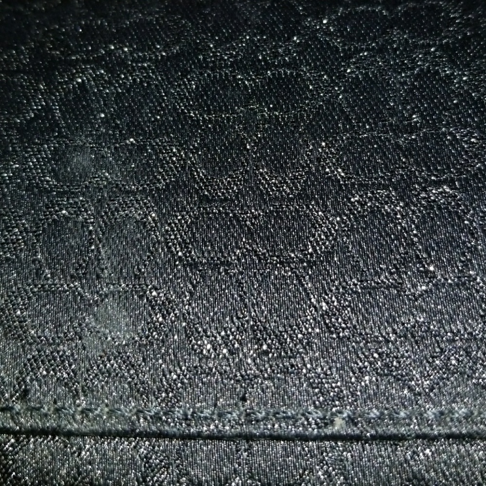 Authentic Coach Signature Wallet - Picture 8 of 8